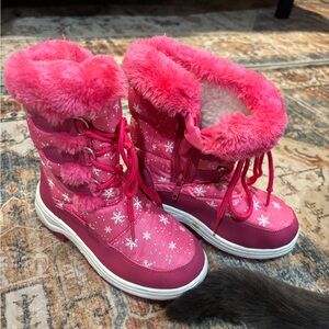 Girl’s Pink Snow Boots with Fur Lining